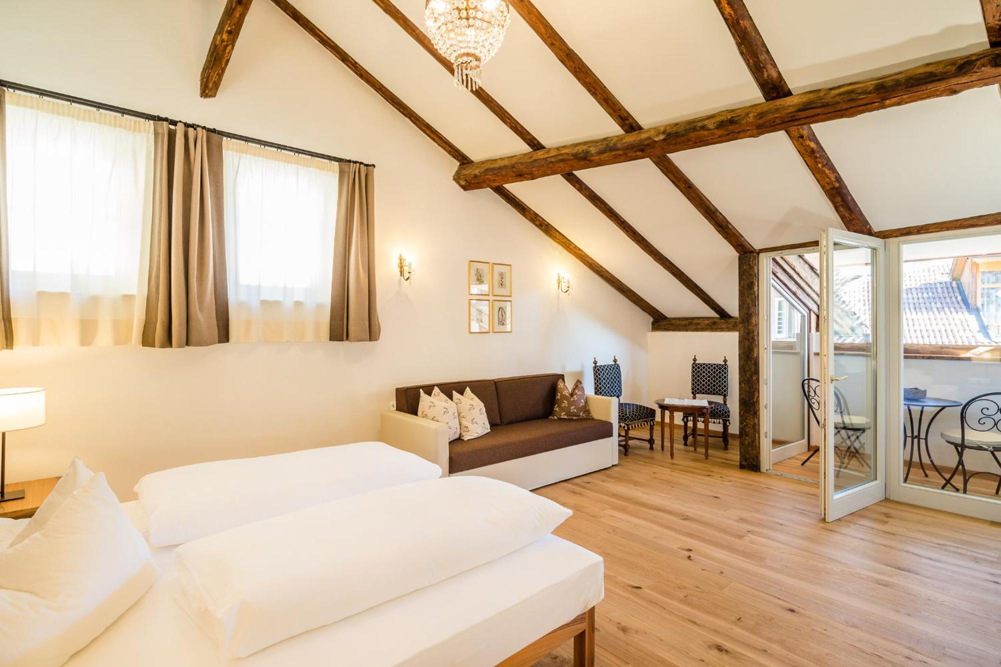 Hotel Jagdhof Caldaro Eksteriør billede