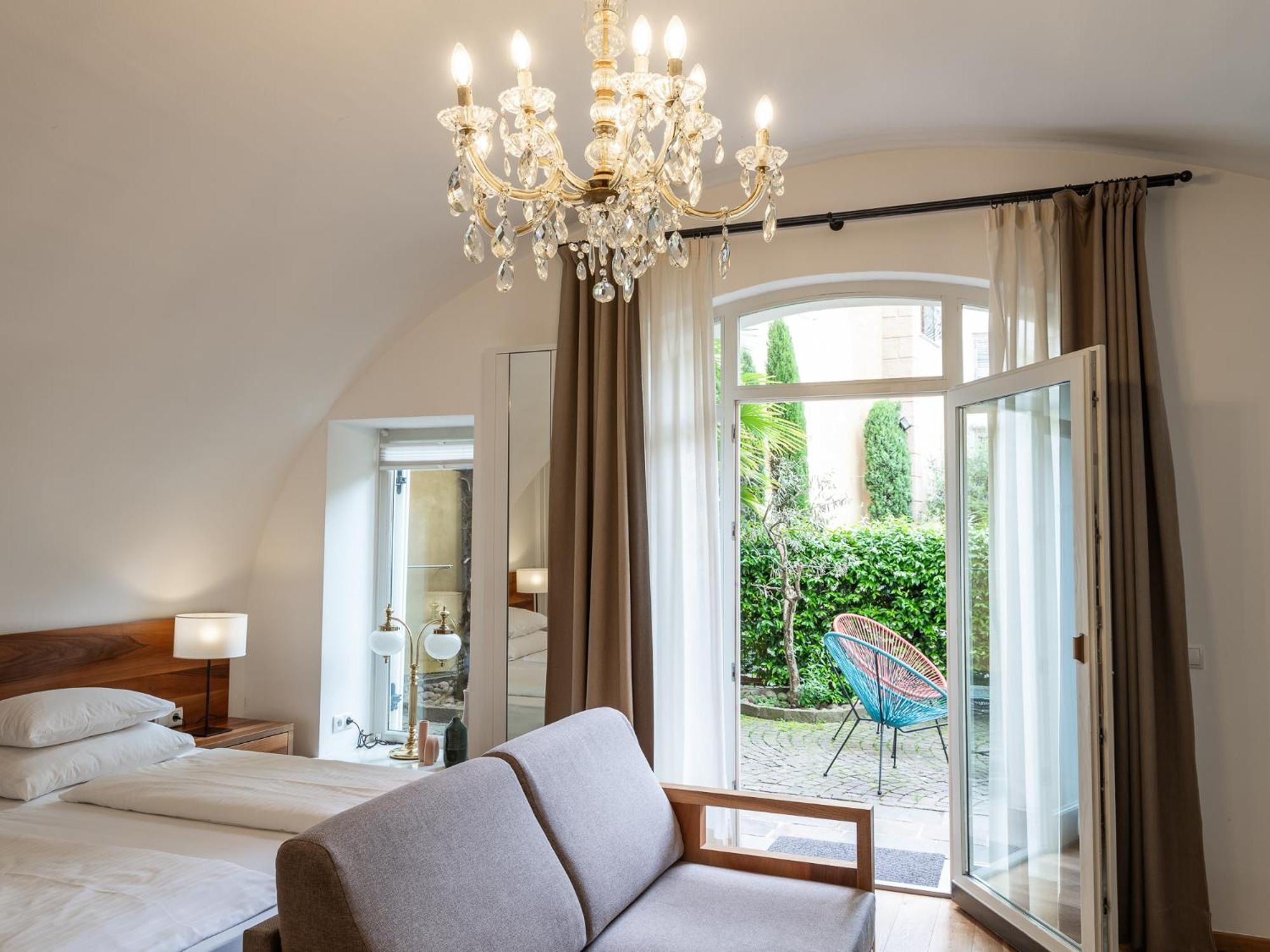 Hotel Jagdhof Caldaro Eksteriør billede