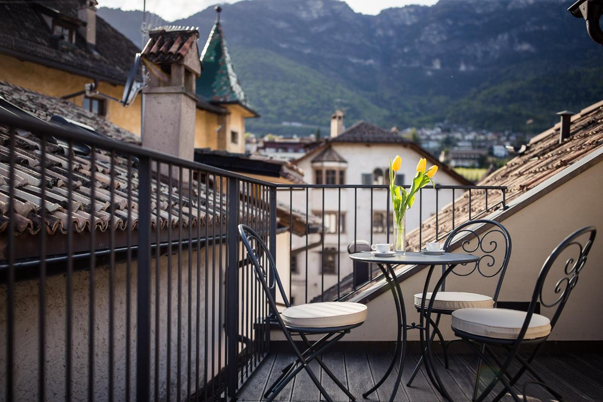 Hotel Jagdhof Caldaro Eksteriør billede
